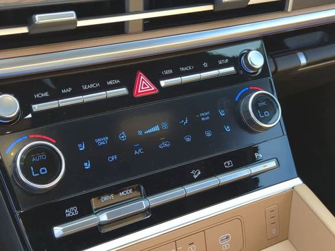 New 2026 Hyundai Santa Fe Calligraphy FWD image 32