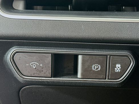 Used 2025 Kia K4 LXS image 17