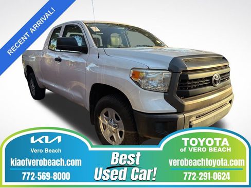 Used 2017 Toyota Tundra SR image 1