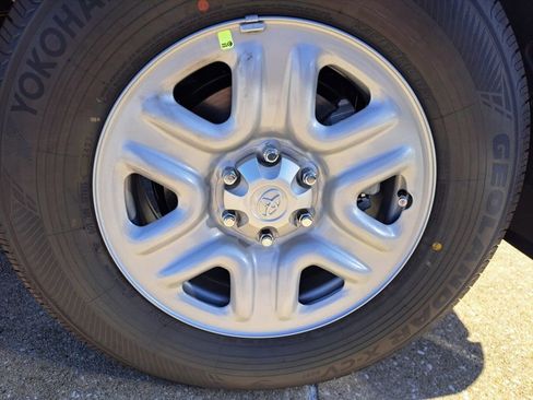 New 2026 Toyota Tundra SR image 26