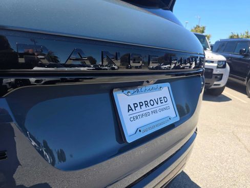 Used 2026 Land Rover Range Rover Evoque Dynamic SE AWD/4WD image 13
