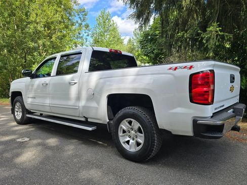 Used 2016 Chevrolet Silverado 1500 LT w/ Trailering Package AWD/4WD image 3