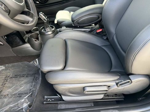 Used 2023 MINI Cooper S FWD image 10