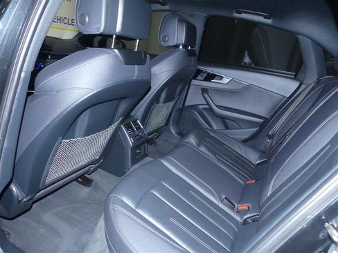 Used 2022 Audi A4 2.0T Premium w/ Convenience Package image 23