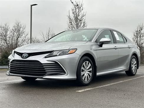 Used 2024 Toyota Camry LE image 27