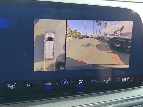 Used 2026 Chevrolet Suburban LT w/ Comfort Package image 10