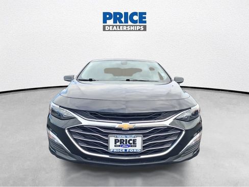 Used 2020 Chevrolet Malibu LS FWD image 4