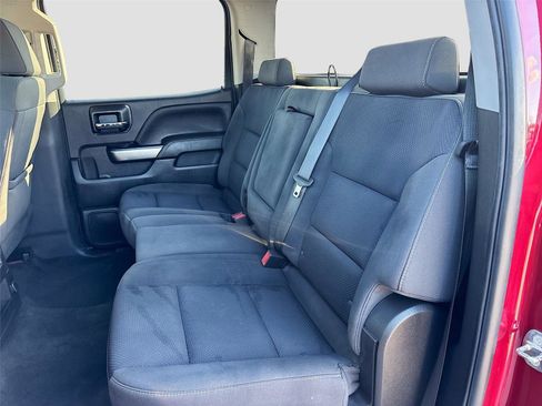 Used 2018 Chevrolet Silverado 1500 LT w/ All Star Edition image 24