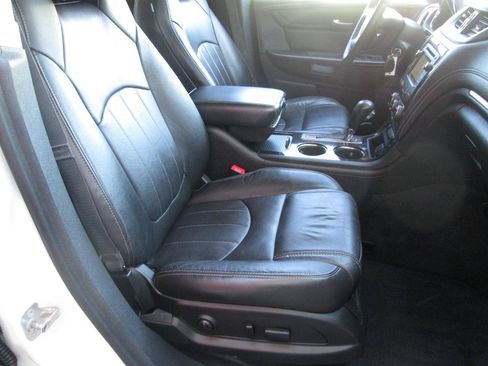 Used 2015 Chevrolet Traverse LTZ AWD/4WD image 27