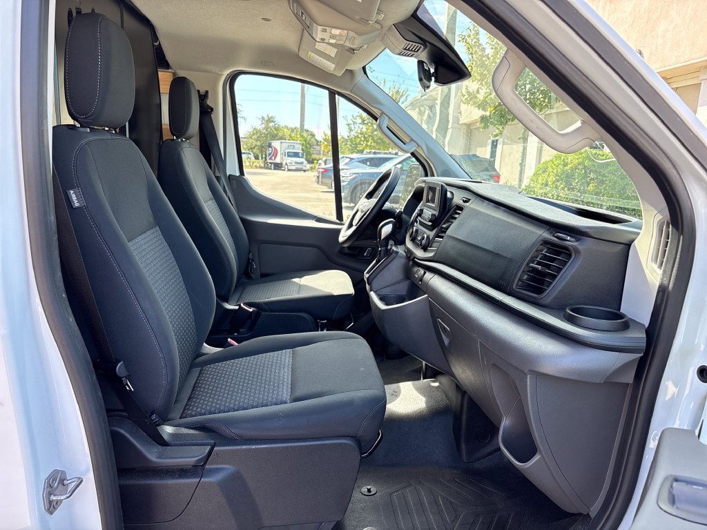 Certified 2025 Ford Transit 250 Low Roof w/ Exterior Upgrade Package RWD image 7