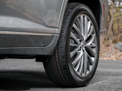 New 2026 Buick Enclave Avenir w/ Super Cruise Package image 5