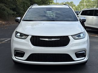 New 2026 Chrysler Pacifica Pinnacle video 2