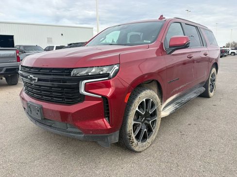 Used 2023 Chevrolet Suburban RST w/ Luxury Package image 1