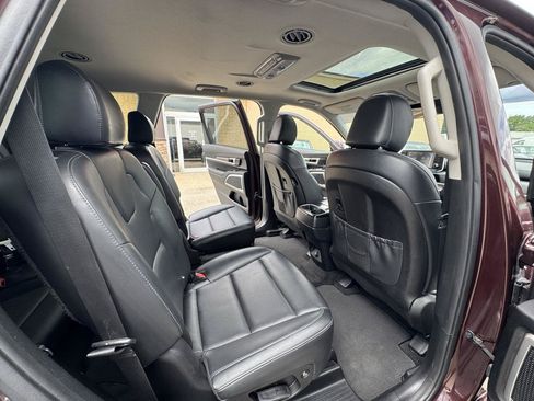 Used 2020 Kia Telluride S AWD/4WD image 24