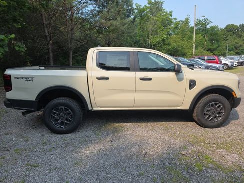 New 2026 Ford Ranger XLT w/ Equipment Group 301A High AWD/4WD image 13