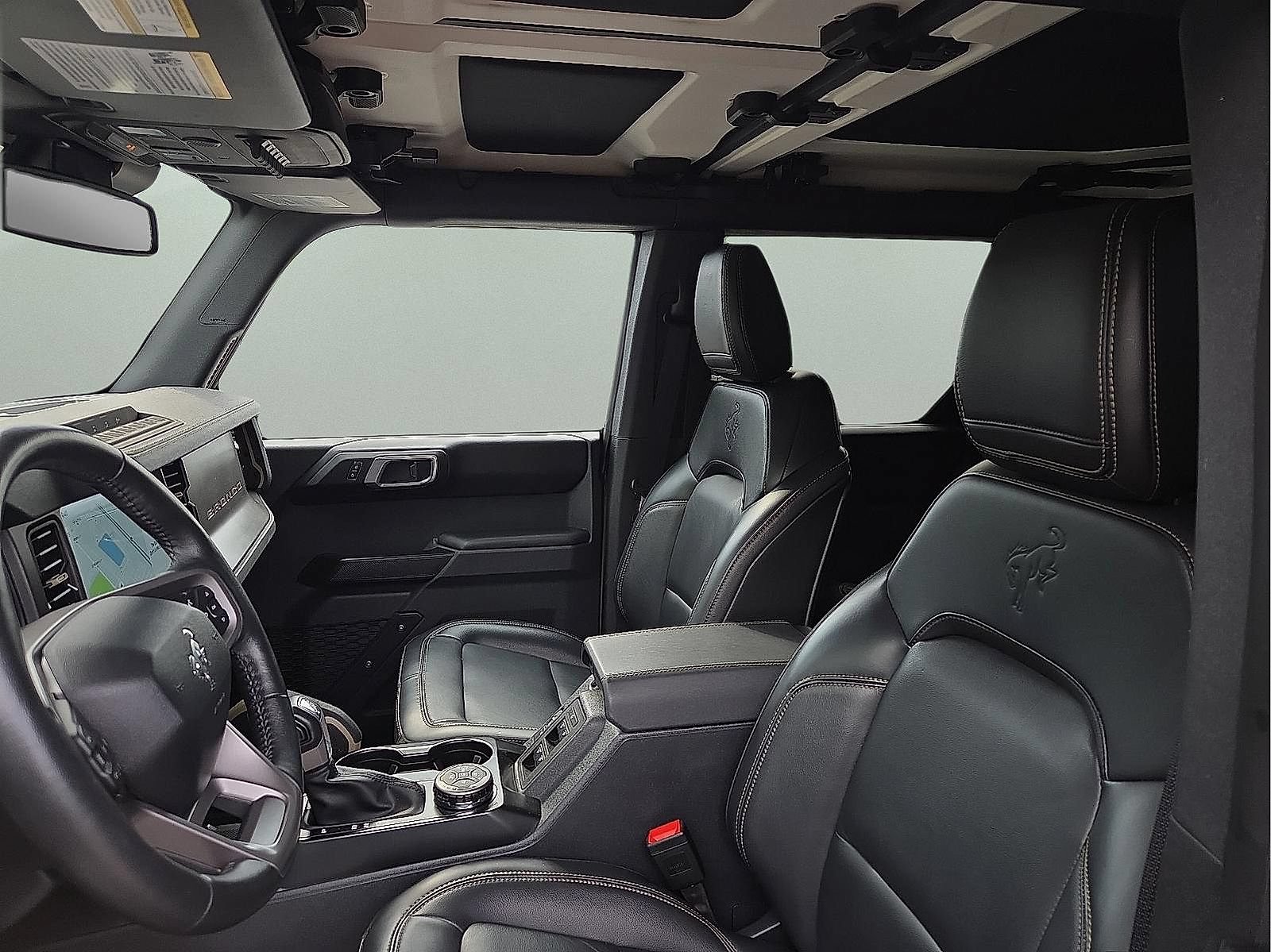 Used 2025 Ford Bronco Badlands AWD/4WD image 13