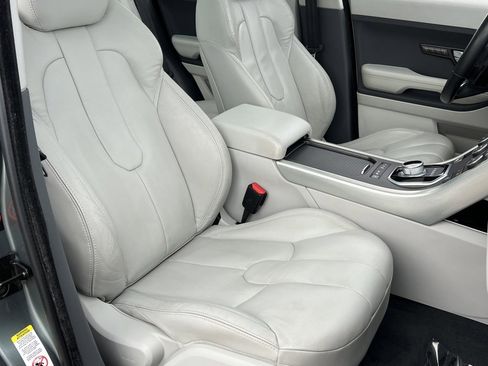 Used 2015 Land Rover Range Rover Evoque Pure Plus image 35