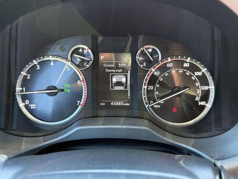 Used 2022 Lexus GX 460 Premium image 29