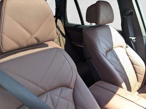 Used 2025 BMW X5 xDrive40i image 21