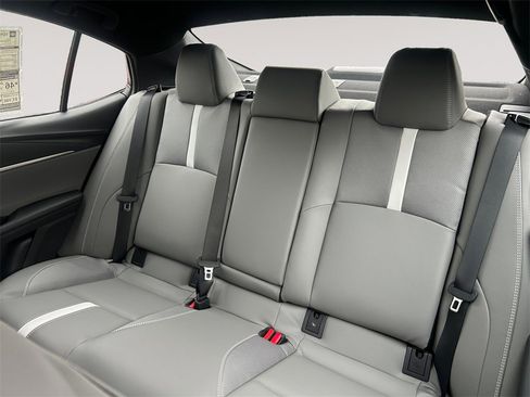 New 2026 Toyota Camry SE image 13