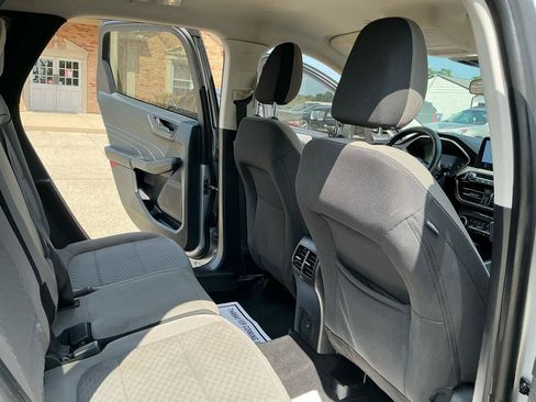 Used 2022 Ford Escape SE w/ Convenience Package FWD image 21