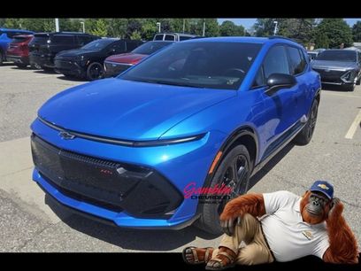 Used 2025 Chevrolet Equinox EV RS w/ Convenience Package II