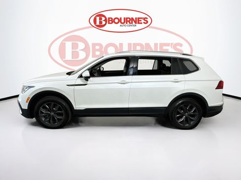 Used 2023 Volkswagen Tiguan SE AWD/4WD image 7