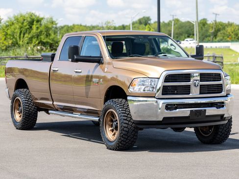 Used 2011 RAM 2500 SLT AWD/4WD image 7