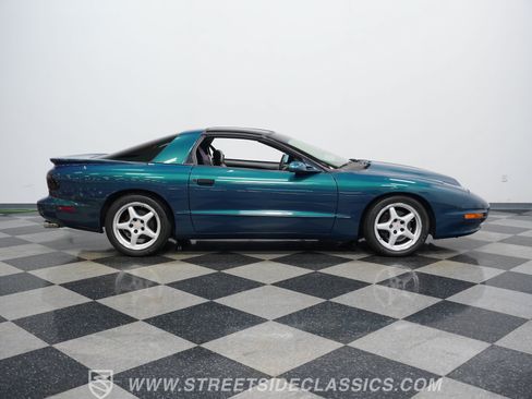 Used 1997 Pontiac Firebird Formula RWD image 16