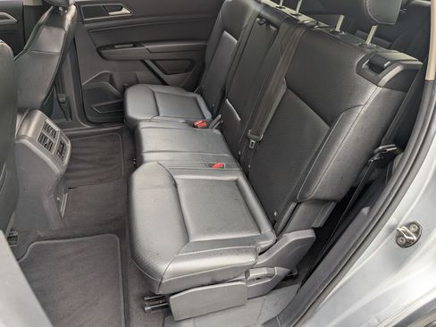 Used 2019 Volkswagen Atlas SE AWD/4WD image 17