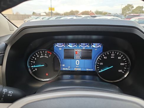 Used 2024 Ford Expedition XLT image 18