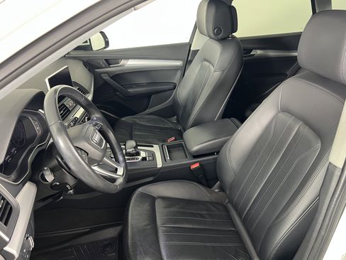 Used 2018 Audi Q5 Premium Plus w/ Premium Plus Package image 16