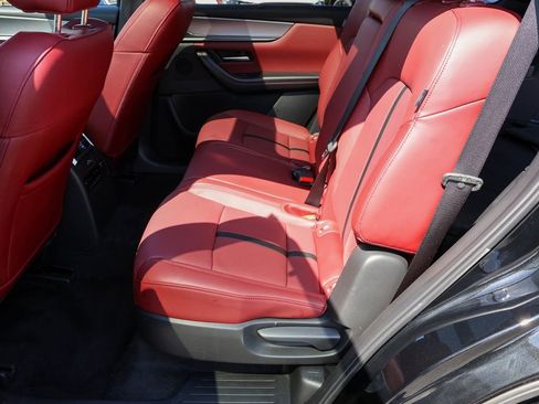 Used 2025 MAZDA CX-70 Plug-In Hybrid w/ Premium Plus image 32