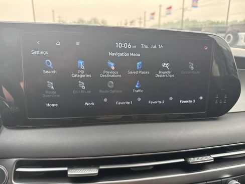Used 2023 Hyundai Palisade SEL w/ Premium Package AWD/4WD image 22