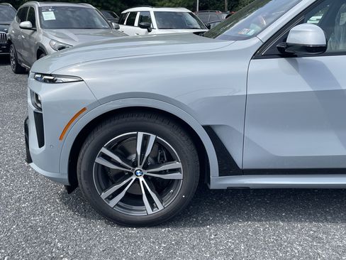 New 2027 BMW X7 xDrive40i w/ M Sport Package AWD/4WD image 4