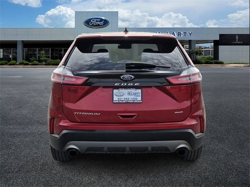 Certified 2022 Ford Edge Titanium image 4
