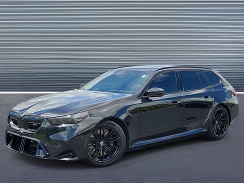 Used 2025 BMW M5 Touring AWD/4WD image 1