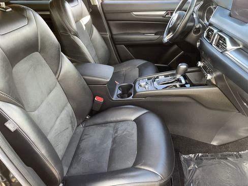 Used 2020 MAZDA CX-5 Touring image 10