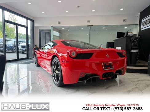Used 2013 Ferrari 458 Italia Coupe RWD image 18