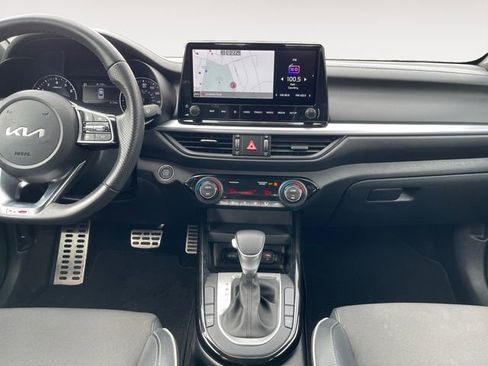 Used 2022 Kia Forte GT-Line image 11