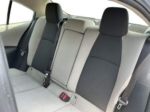 Used 2021 Toyota Corolla LE FWD image 13