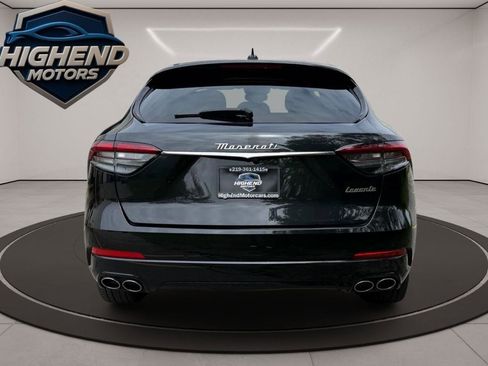 Used 2023 Maserati Levante GT AWD/4WD image 5