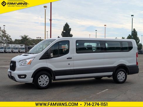 Used 2022 Ford Transit 350 XLT image 4