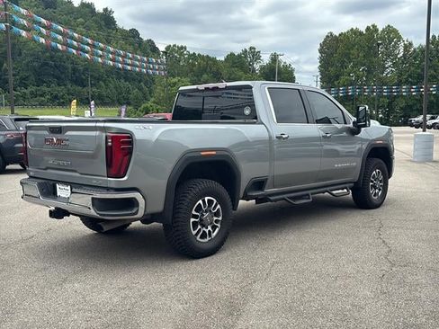 Used 2025 GMC Sierra 2500 SLT AWD/4WD image 5