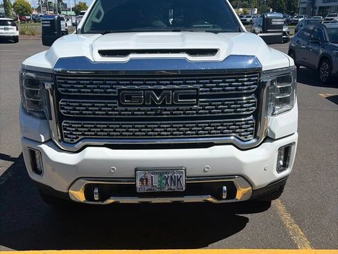 Used 2020 GMC Sierra 2500 Denali w/ Denali Ultimate Package AWD/4WD image 2