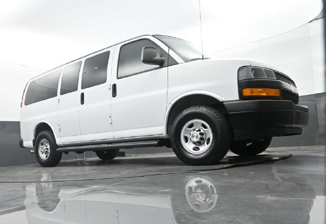 Used 2022 Chevrolet Express 2500 LS w/ Driver Convenience Package RWD image 20