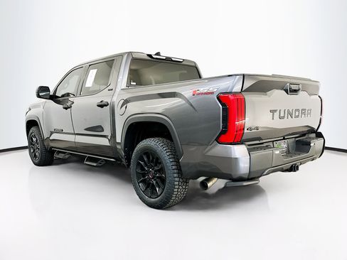 Used 2022 Toyota Tundra SR5 image 5