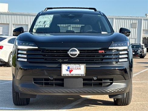 New 2026 Nissan Kicks SR image 2