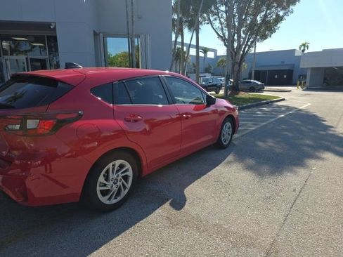 Used 2025 Subaru Impreza 2.0i image 4