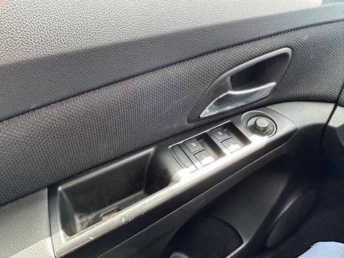 Used 2014 Chevrolet Cruze LT FWD image 28